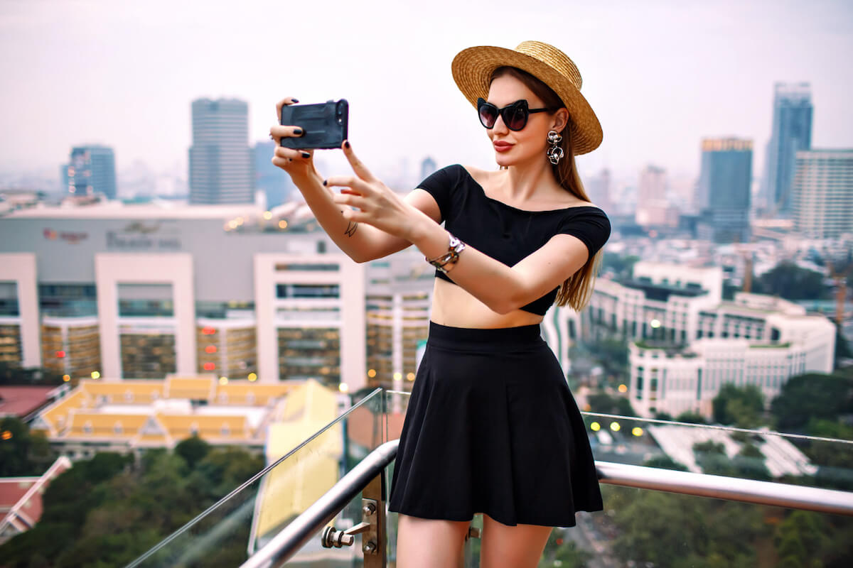 influencers can attract agencies in a number of ways